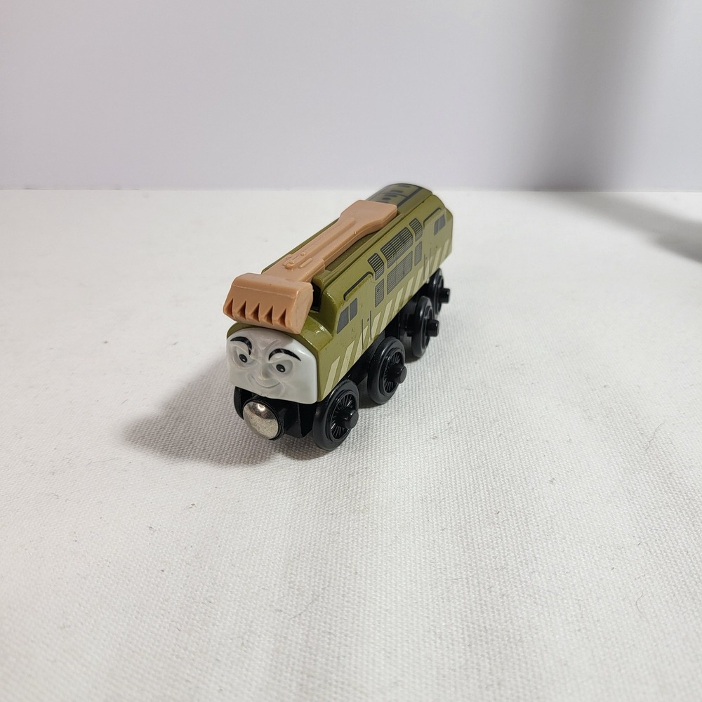 Thomas & Friends Wooden Railway Diesel 10 Engine with Pinchy Claw Olive Green